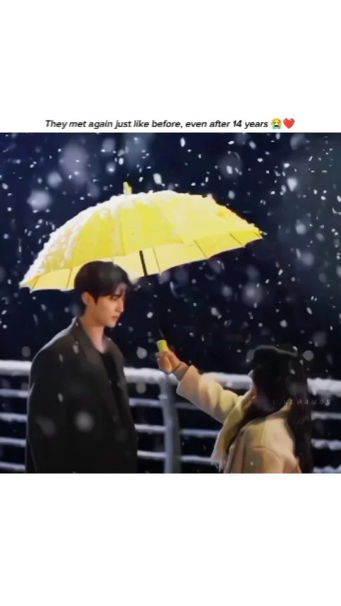 ImSol and SunJae first met in the new present 2023.

First meet with the yellow umbrella. It means like a new 