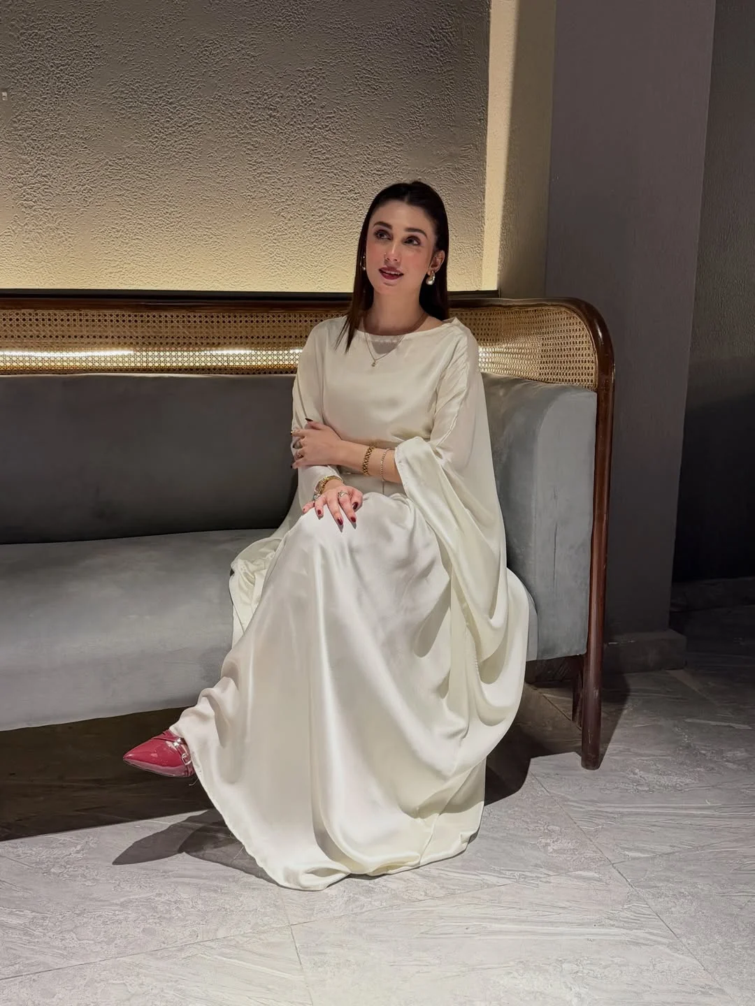 🫶🏻🫣 

Styled by: @stylebylaibaaa 
Outfit: @laylawearsofficial 

#instagram #newpost #new #look #ɪɴsᴛᴀɢᴏᴏᴅ #gram