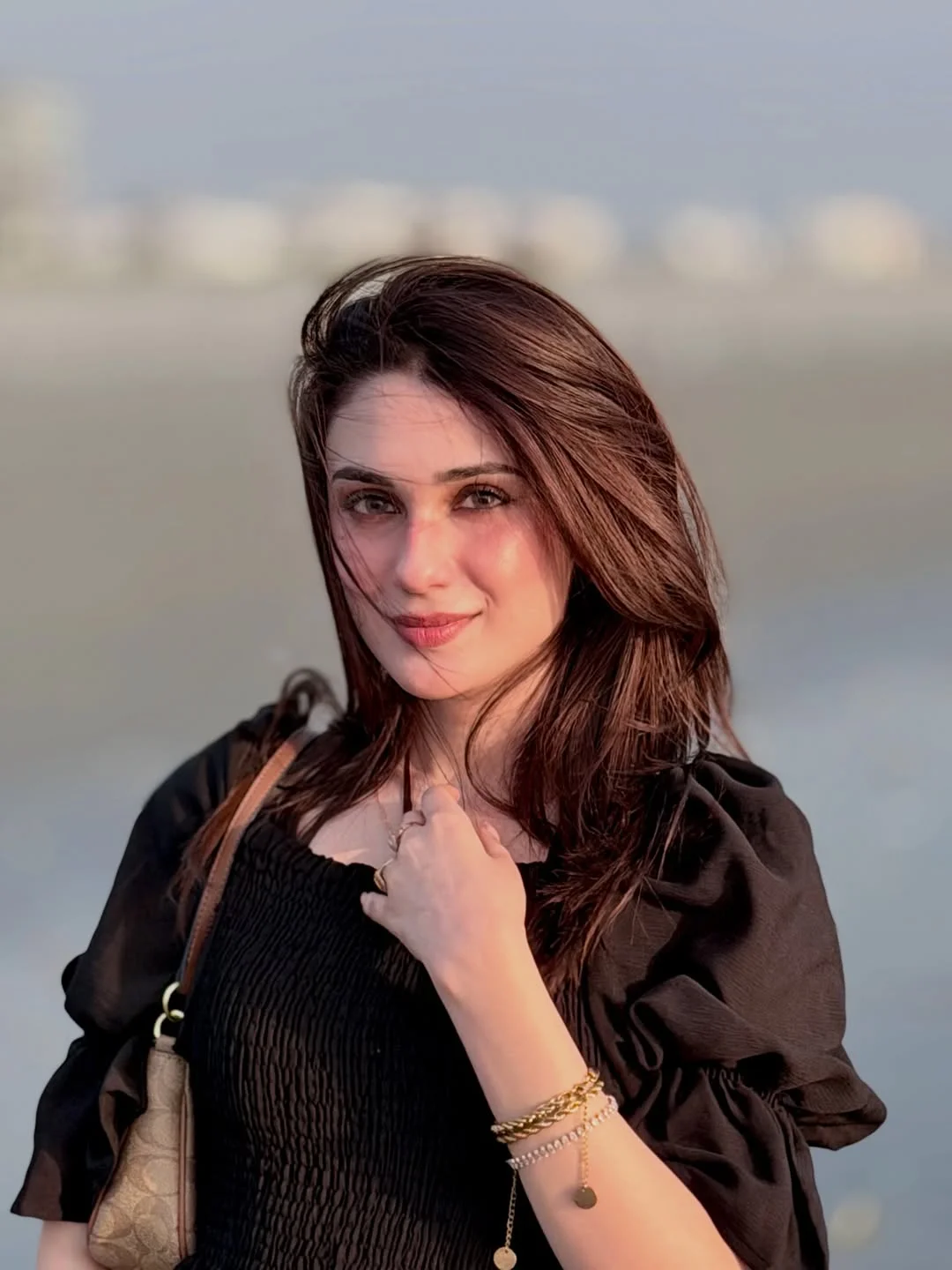 Nostalgia is a seductive liar…..🤍

Outfit: @fourandcostore 

#instagram #ɴᴇᴡᴘᴏsᴛ #new