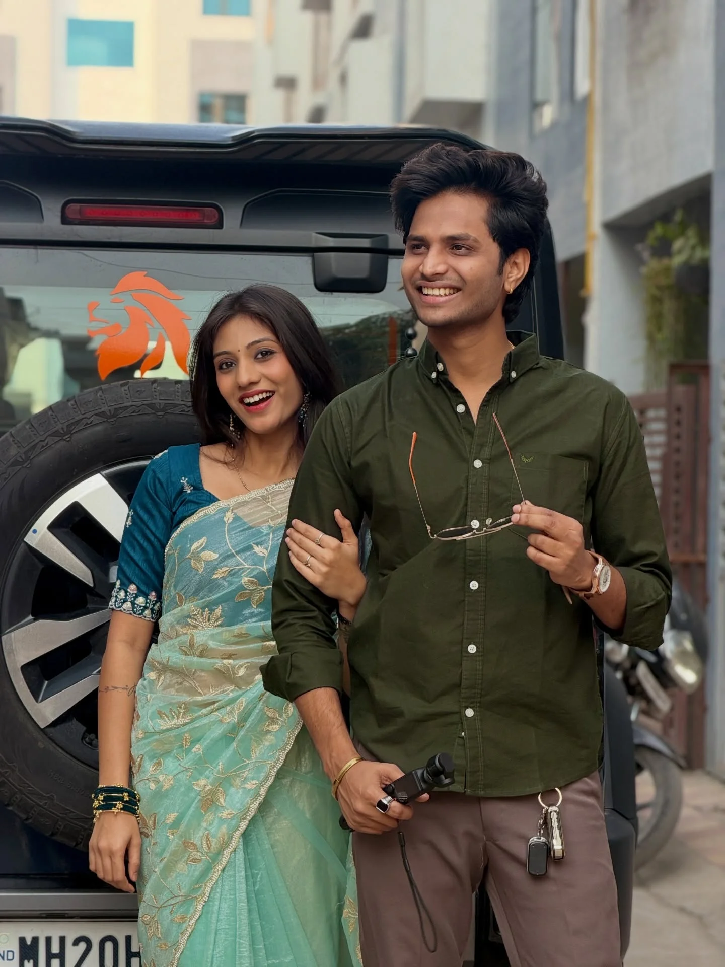 Marathi couple 🙈♥️ 
.
.
.
#rushio #aarushi #rushikeshgadekar #rushiaarohi #couple