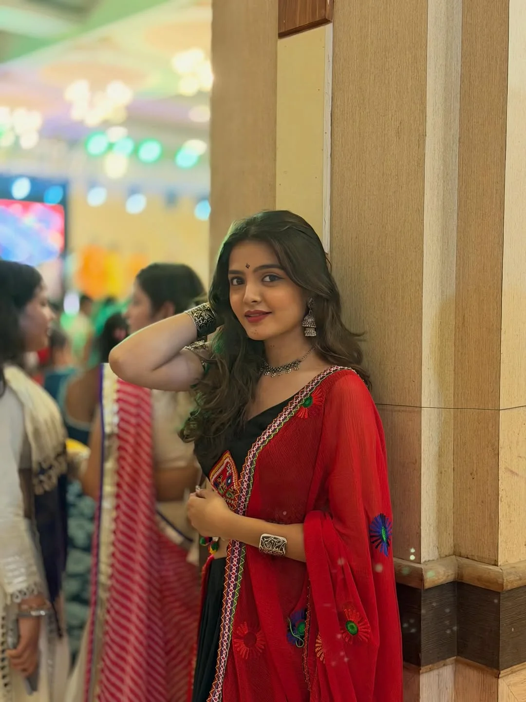 Shine like Navratri lights🖤🧿
.
.
.
.
.
#aaryakulkarni #instagram #instapic #post #postoftheday #explore #ins