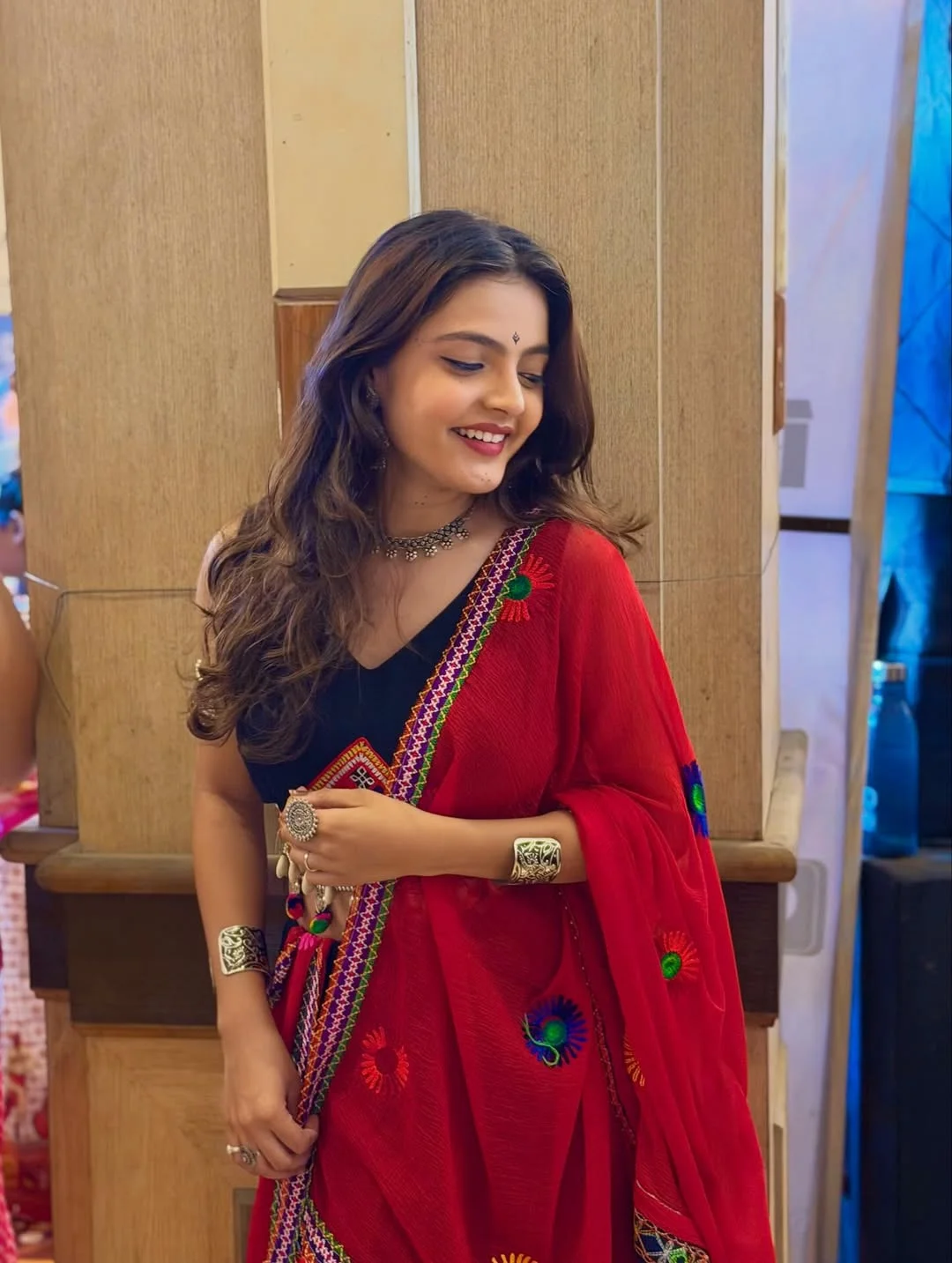 Shine like Navratri lights🖤🧿
.
.
.
.
.
#aaryakulkarni #instagram #instapic #post #postoftheday #explore #instafashion #navratri #navratrinights