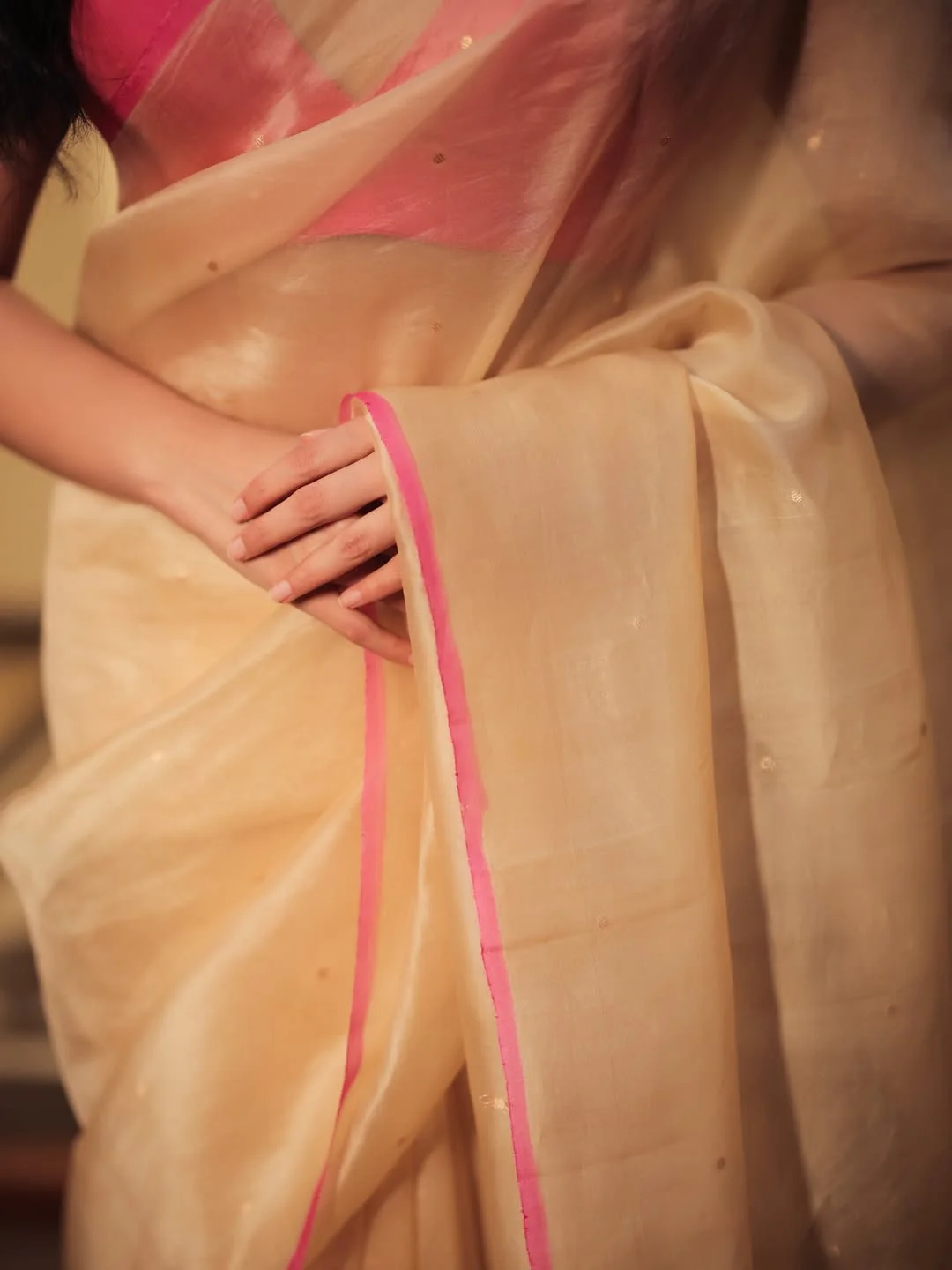 like a desert rose or something like that 🤎💕

Wearing Desert Rose from @siahbyahadishika ✨

Desert Rose - Subtle, Chic & Classy is what this beige pure kora silk saree with a fresh fuchsia pink border is all about. The saree that screams quiet elegance is accentuated with kadhwa buttis all over. The Pallu also has kadhwa buttas in sona-rupa colours ( silver & gold ). While the fabric falls beautifully and is a dream to carry, the colours and the luxe touch to it just makes it perfect for any occasion - big or small. This one’s perfect for keeping and passing on - something that your grand-kids would love just as much as you did!

Shop now on www.siahbyahadishika.com ✨

Hair @lumidestmakeovers 
Location @paradise_luxury_villa 
Saree Draping @pournami_makeovers @dev_ik_aa_a 
Shot by @_mathews_photography 
Jewellery @adorebypriyanka 

#SiahByAhadishika
