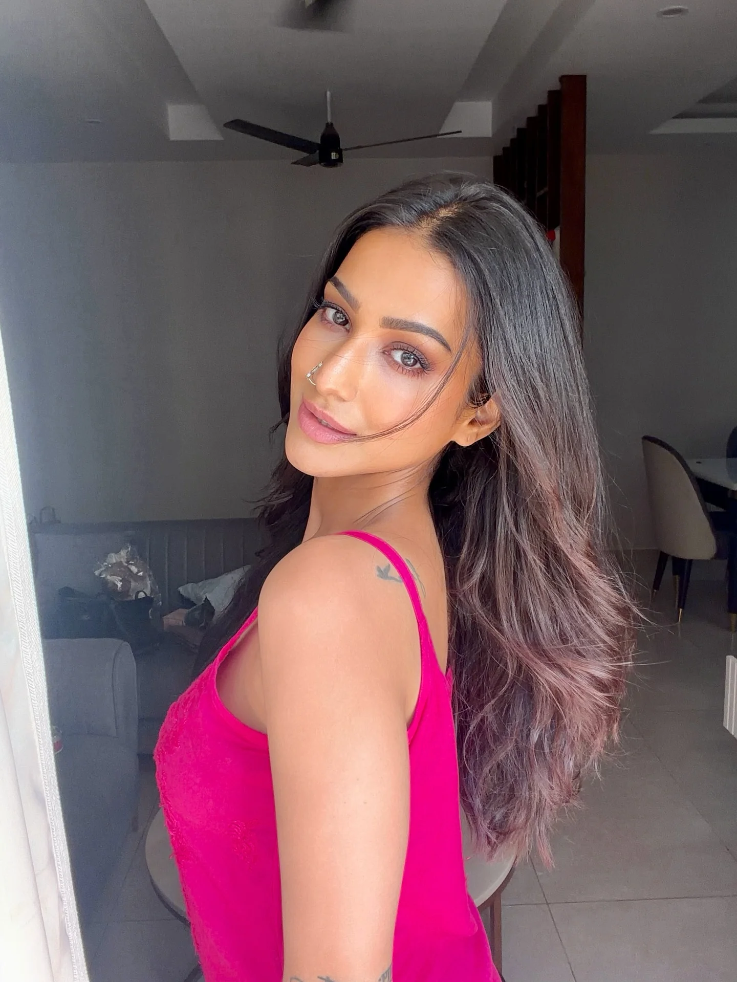 Mera caption game bht bekaar hai 
Jo photos h usi se kaam chala lo🥴🙏
.
.
.
.
.
.
#amandeepsidhu #gallsun #tr